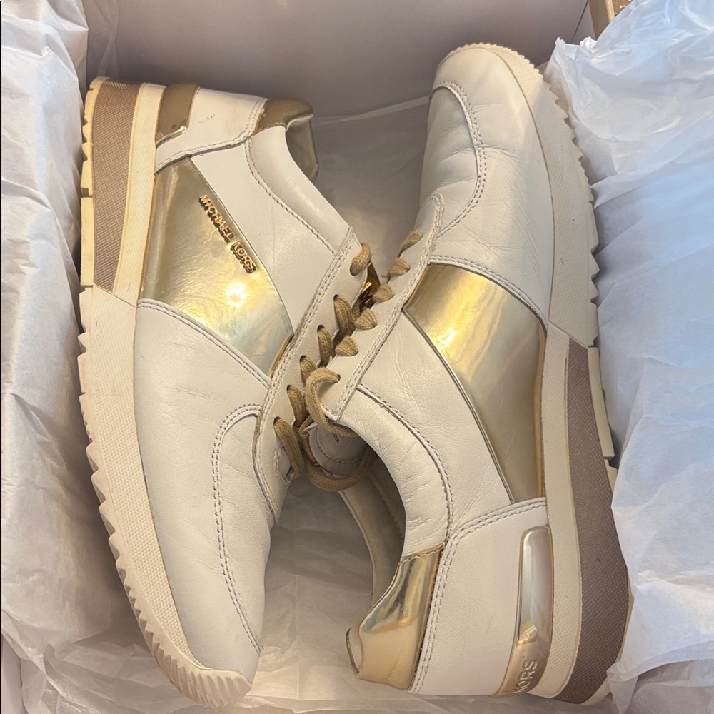 Michael Kors Women's Sneakers in White and Gold